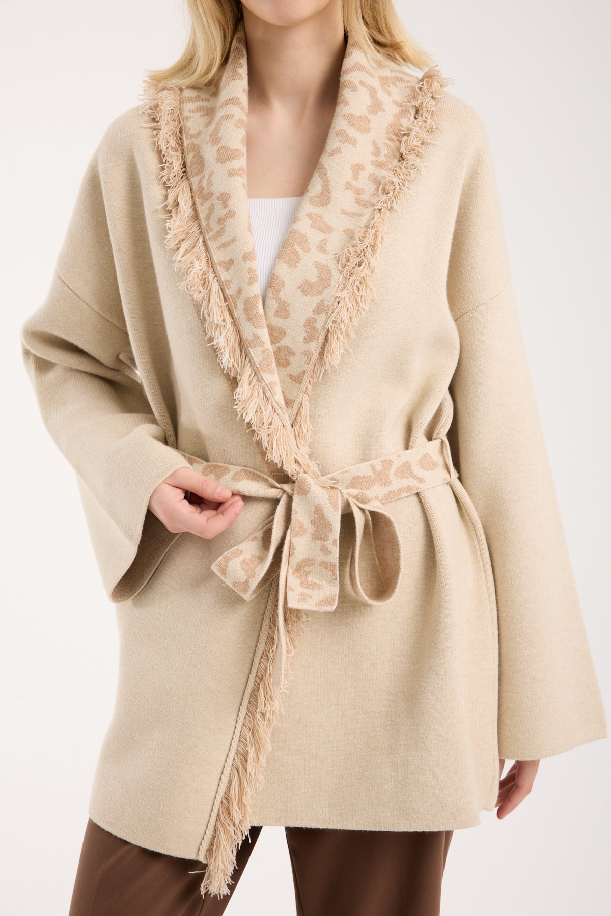 muse beige cardigan